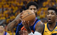 九游娱乐官网app-火箭前锋帕森斯在比赛中脚踝受伤，恐影响球队季后赛前景