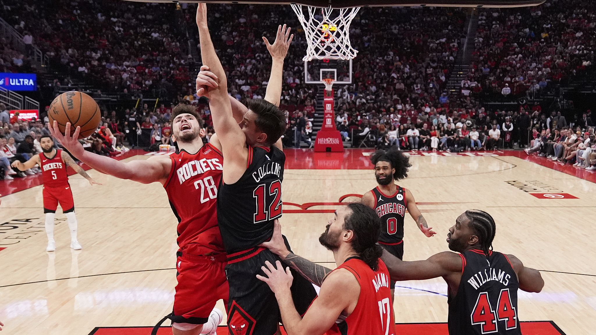 开拓者险胜公牛,艰难取得比赛胜利 开拓者险胜公牛,艰难取得比赛胜利