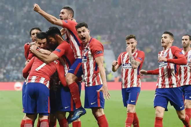 代表不同国家的球队将在球场上交锋 代表不同国家的球队将在球场上交锋